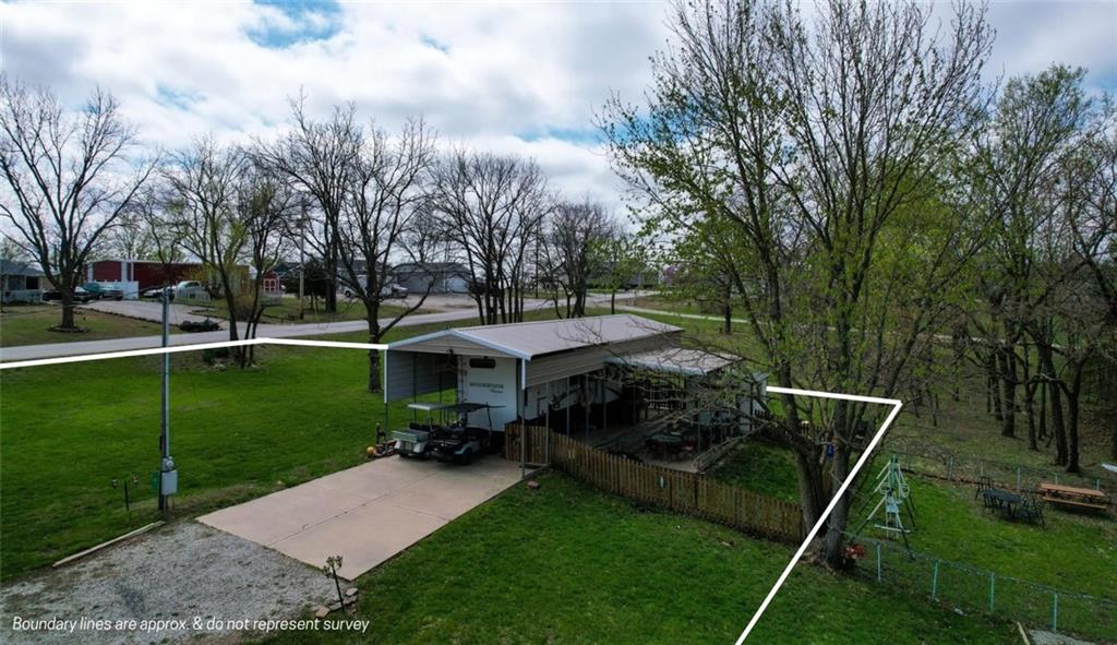 2 & 6 W Crestwood Circle