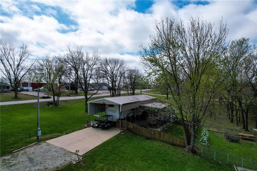 2 & 6 W Crestwood Circle