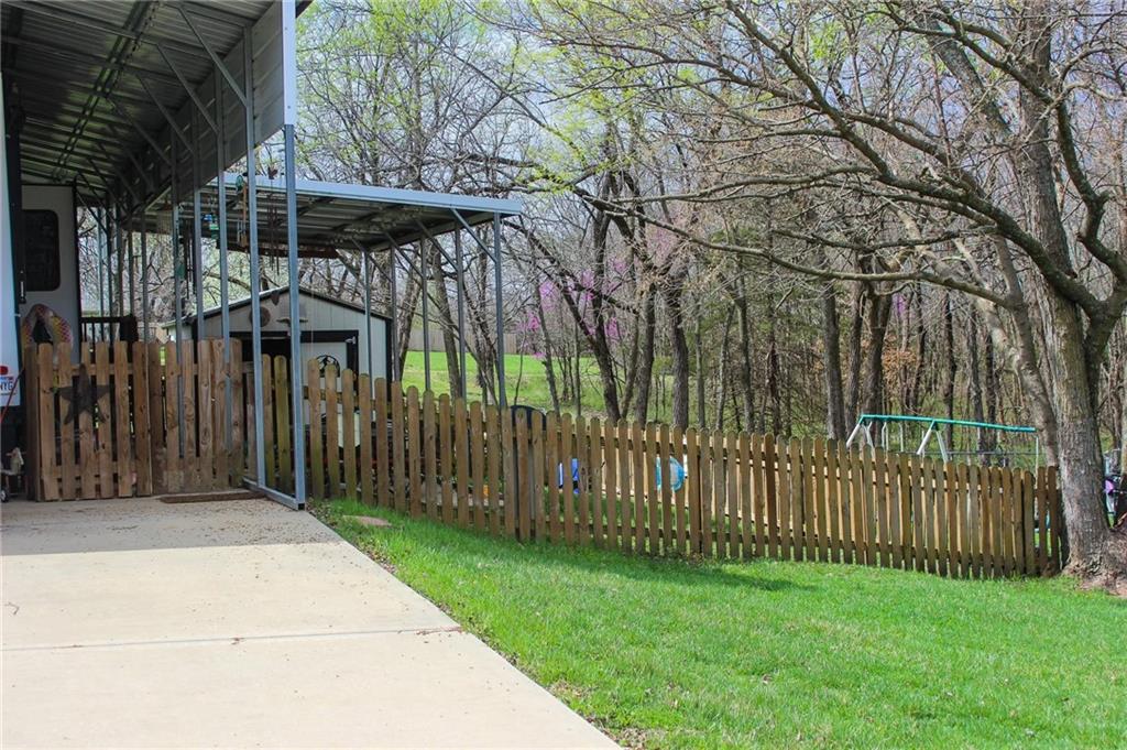 2 & 6 W Crestwood Circle
