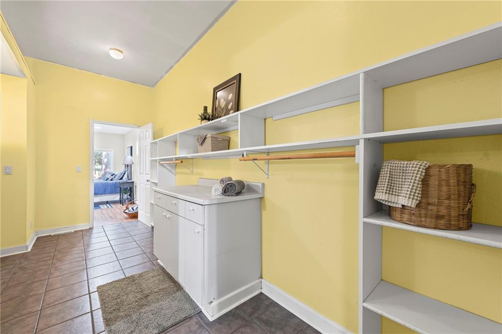 5407 Halsey Street