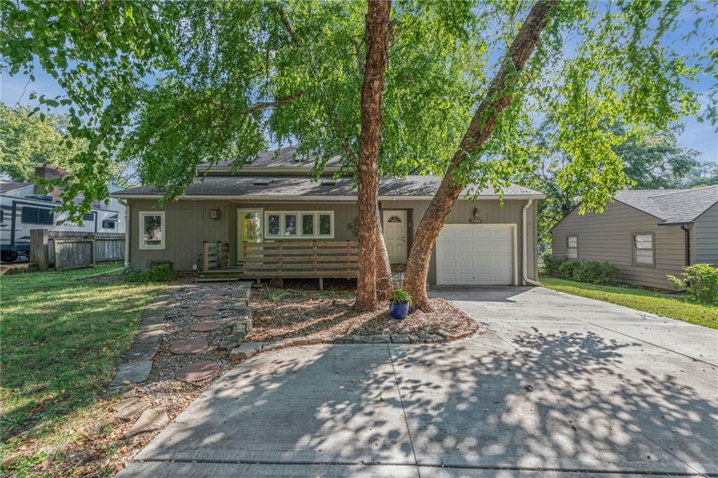 5407 Halsey Street