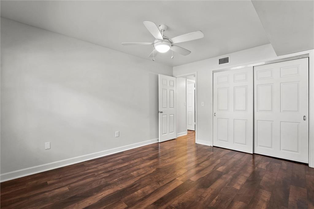 445 W 9th Street Unit: 202