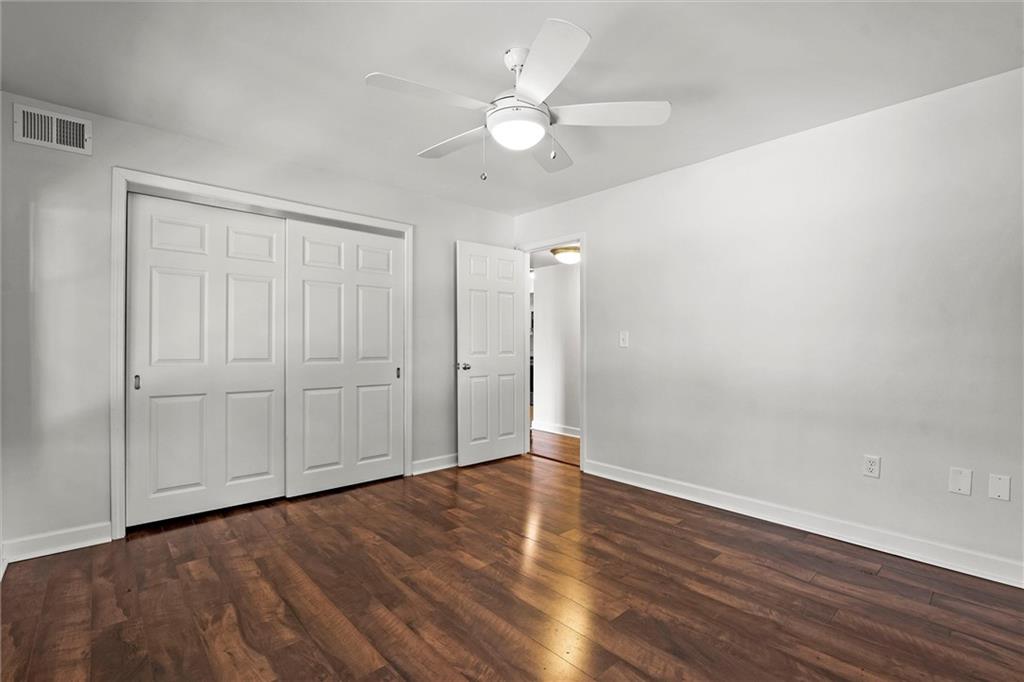 445 W 9th Street Unit: 202