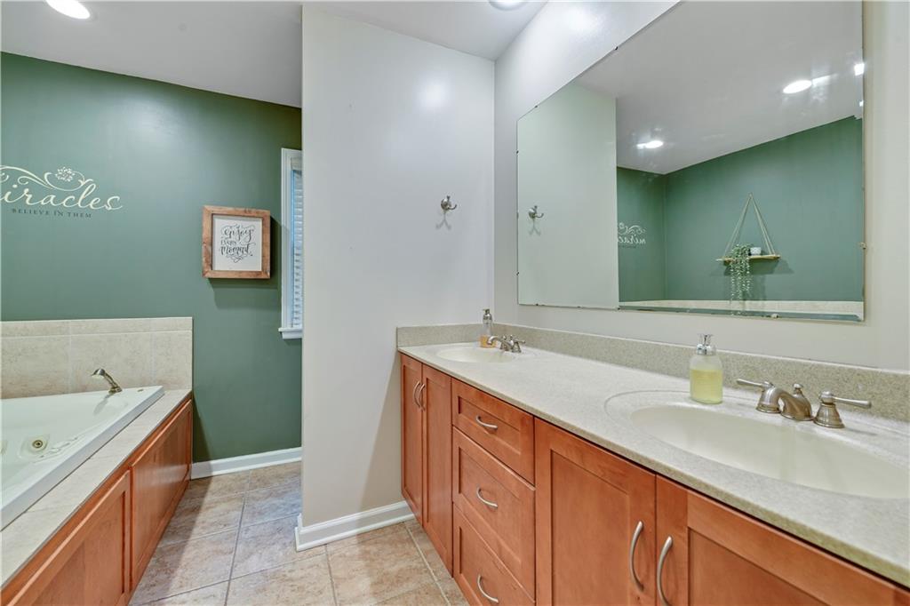 10535 W 170th Terrace