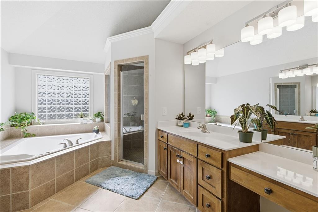 18637 W 97th Terrace