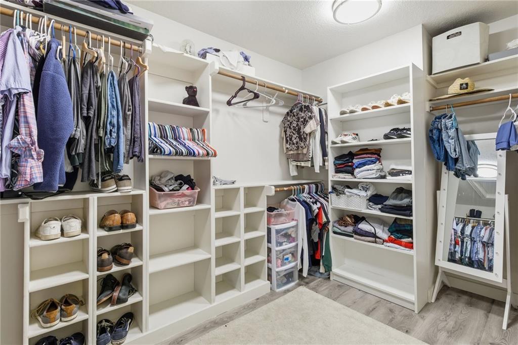 18637 W 97th Terrace