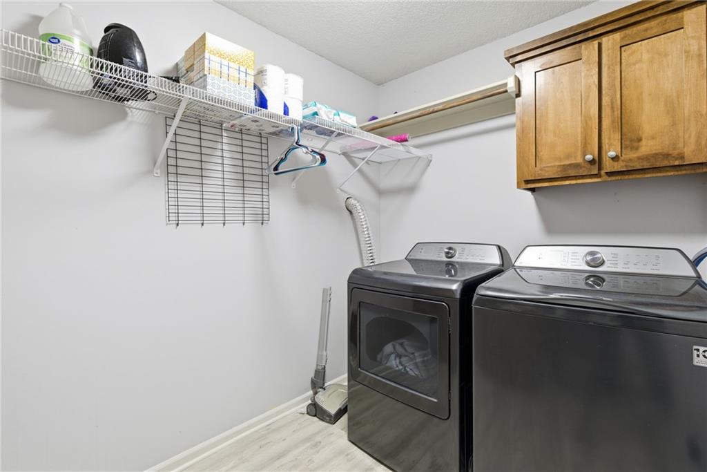 18637 W 97th Terrace