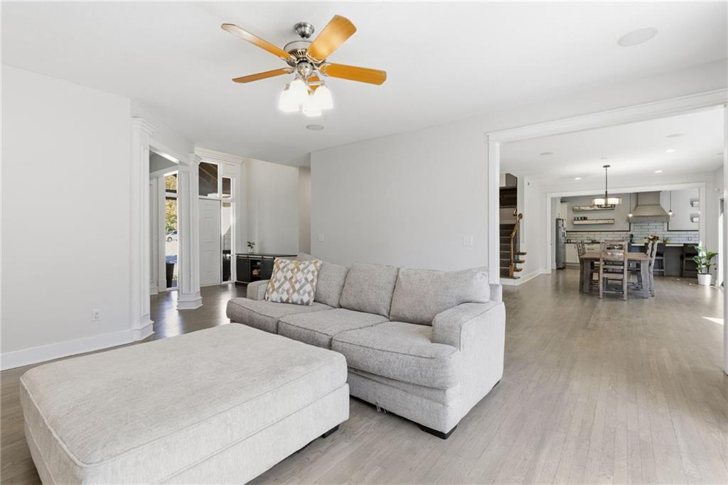 18637 W 97th Terrace