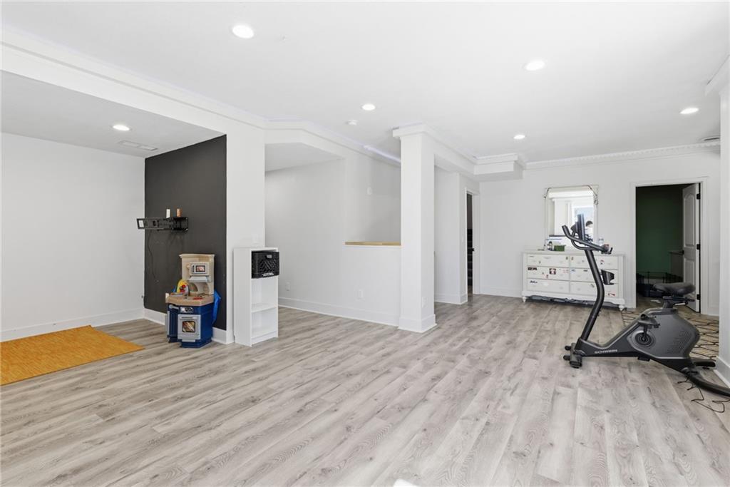 18637 W 97th Terrace