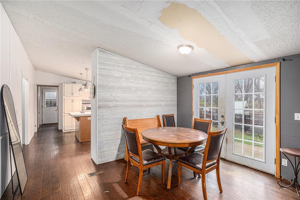 22030 W 178th Terrace