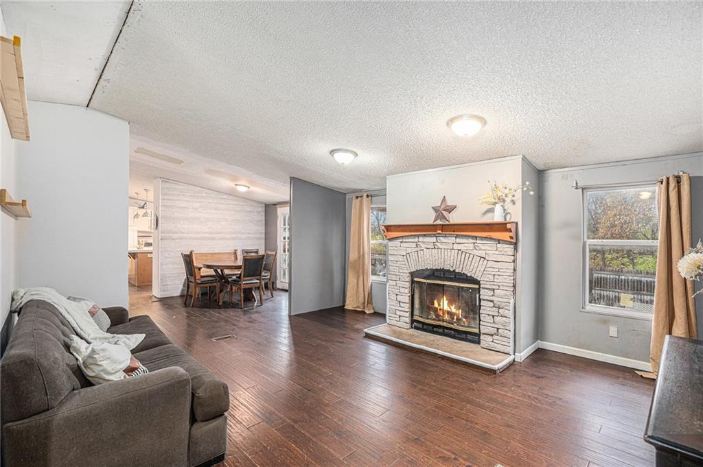 22030 W 178th Terrace