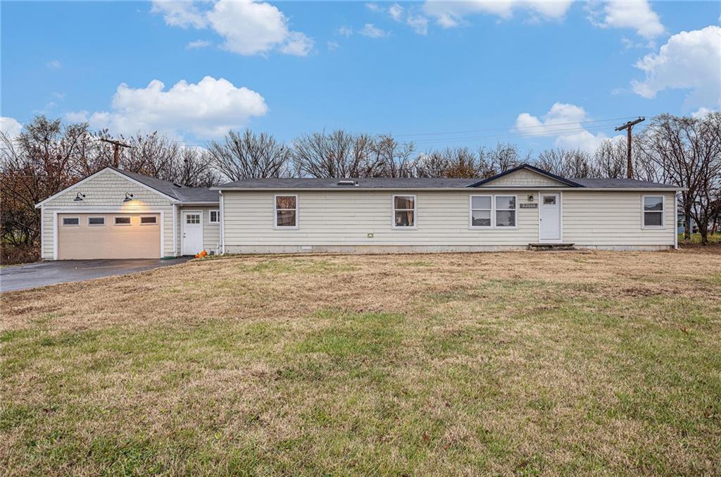 22030 W 178th Terrace