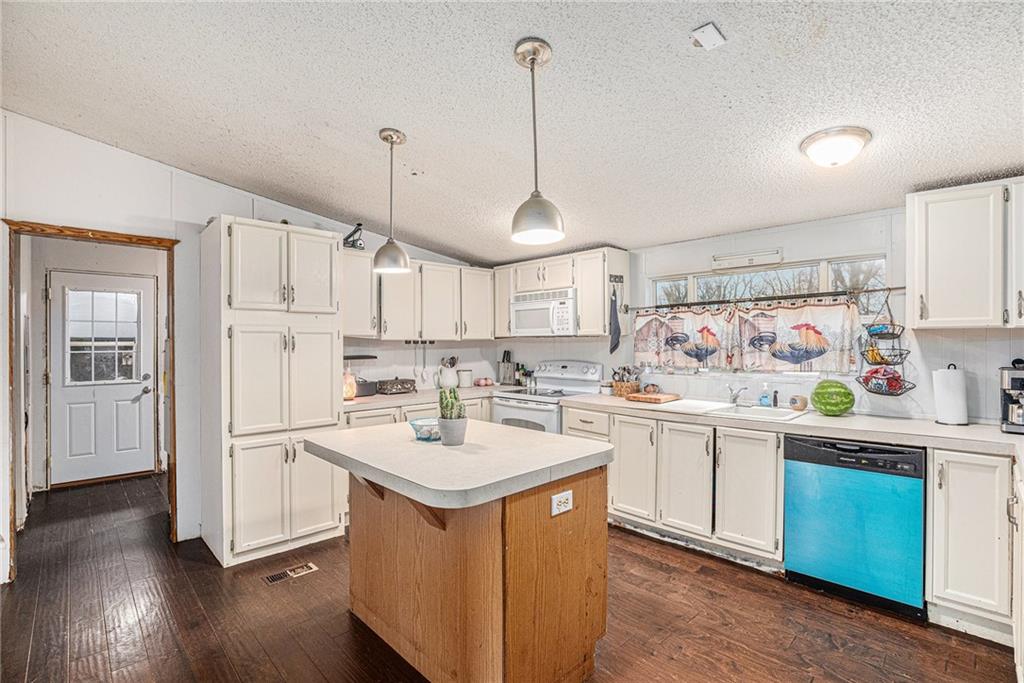 22030 W 178th Terrace