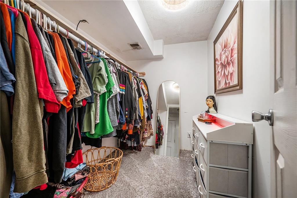 7402 NW Park Forest Lane