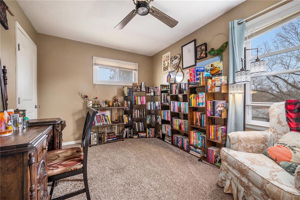 7402 NW Park Forest Lane