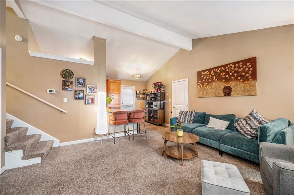 7402 NW Park Forest Lane