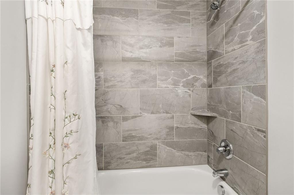 4800 NE 95th Terrace