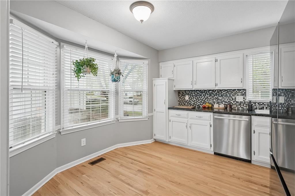15909 W 149th Street