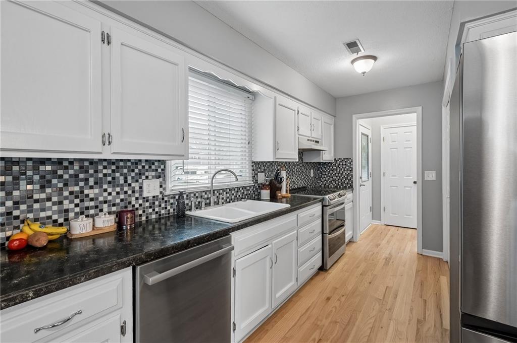 15909 W 149th Street