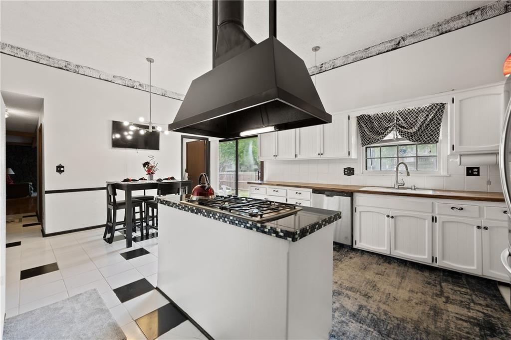 9714 Shepherds Drive