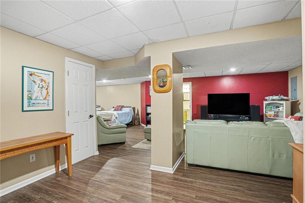 8616 W 127TH Place