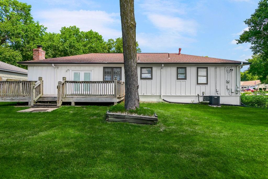 8705 W 94th Street