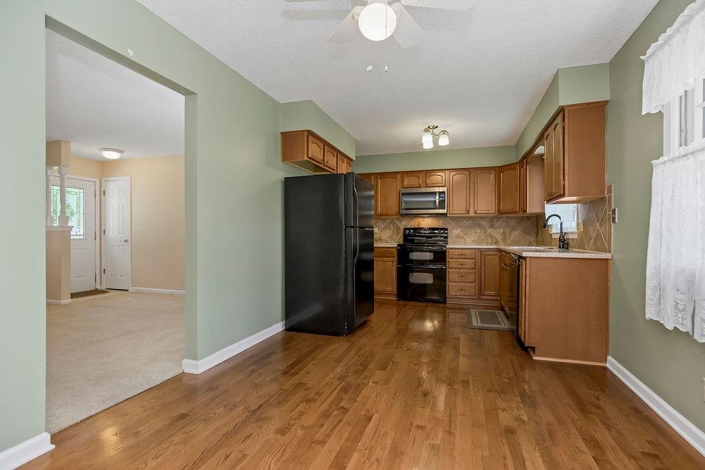 8705 W 94th Street