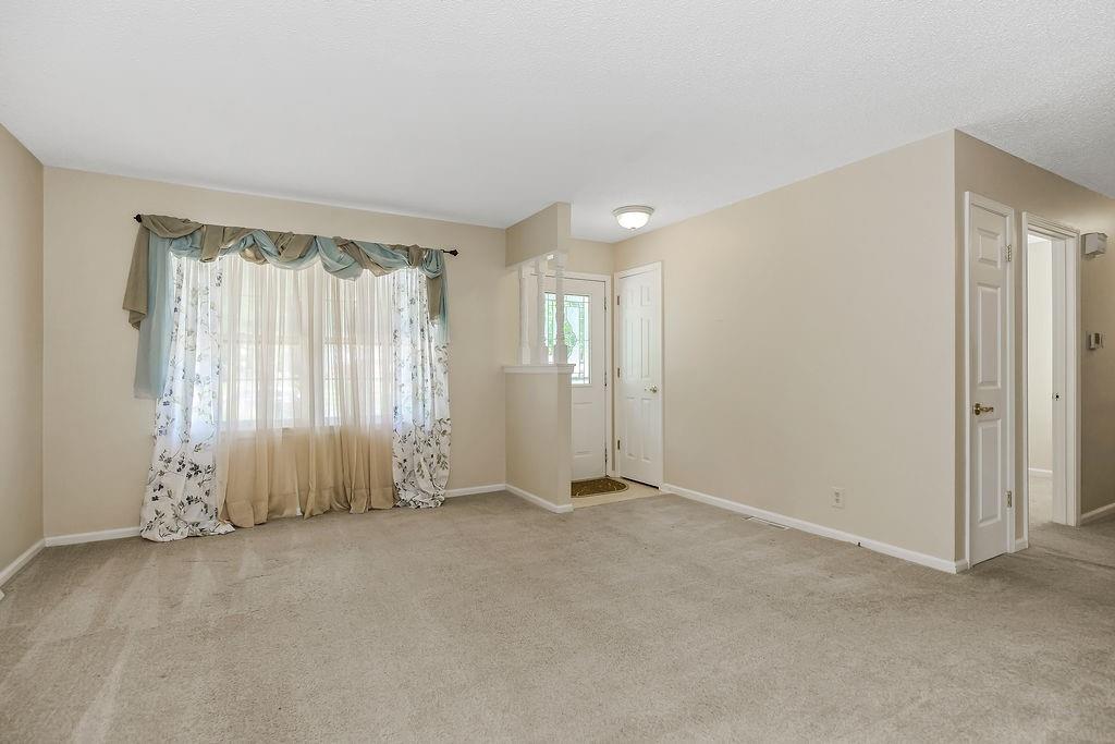 8705 W 94th Street
