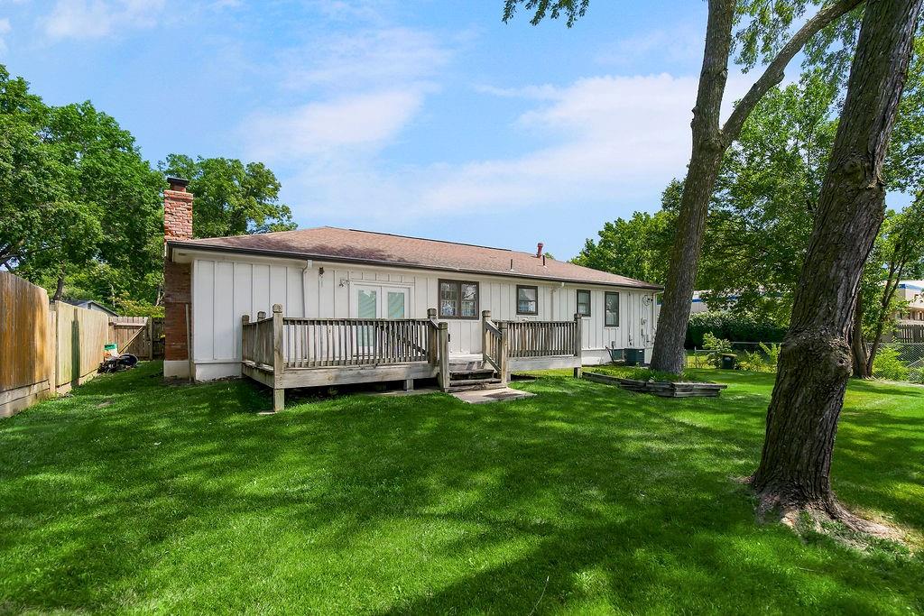 8705 W 94th Street