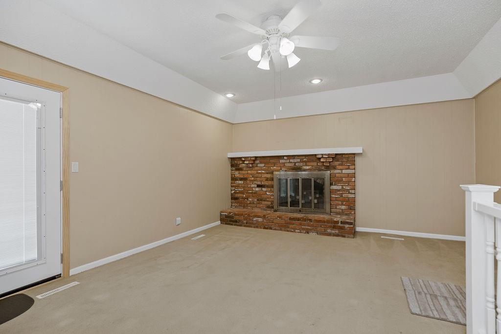 8705 W 94th Street