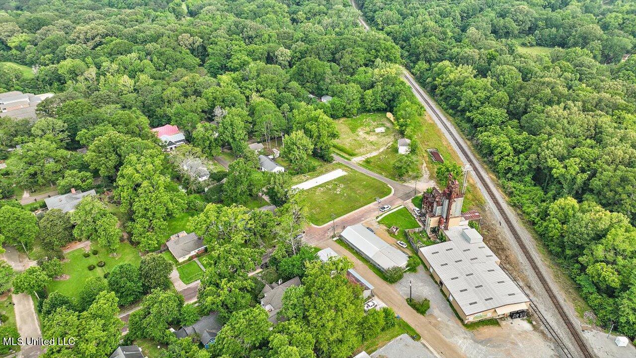 0002 Jefferson Street