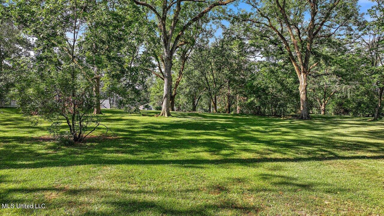 001 Oakwood Drive