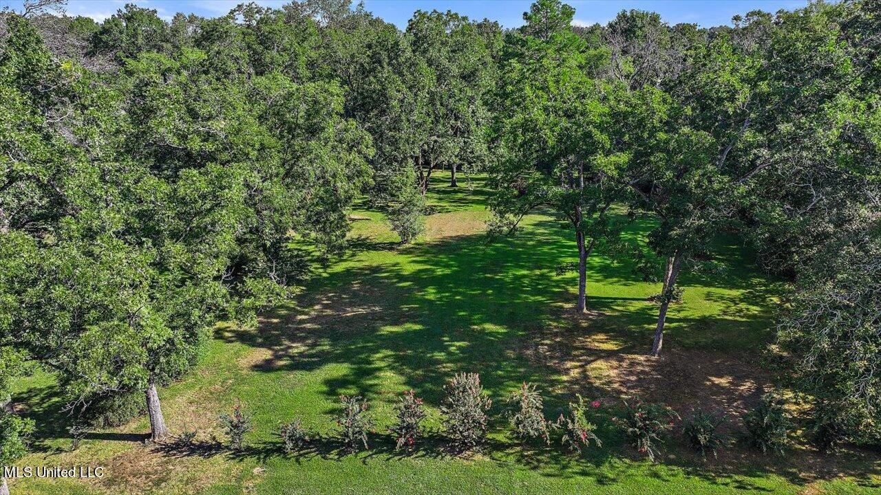 001 Oakwood Drive