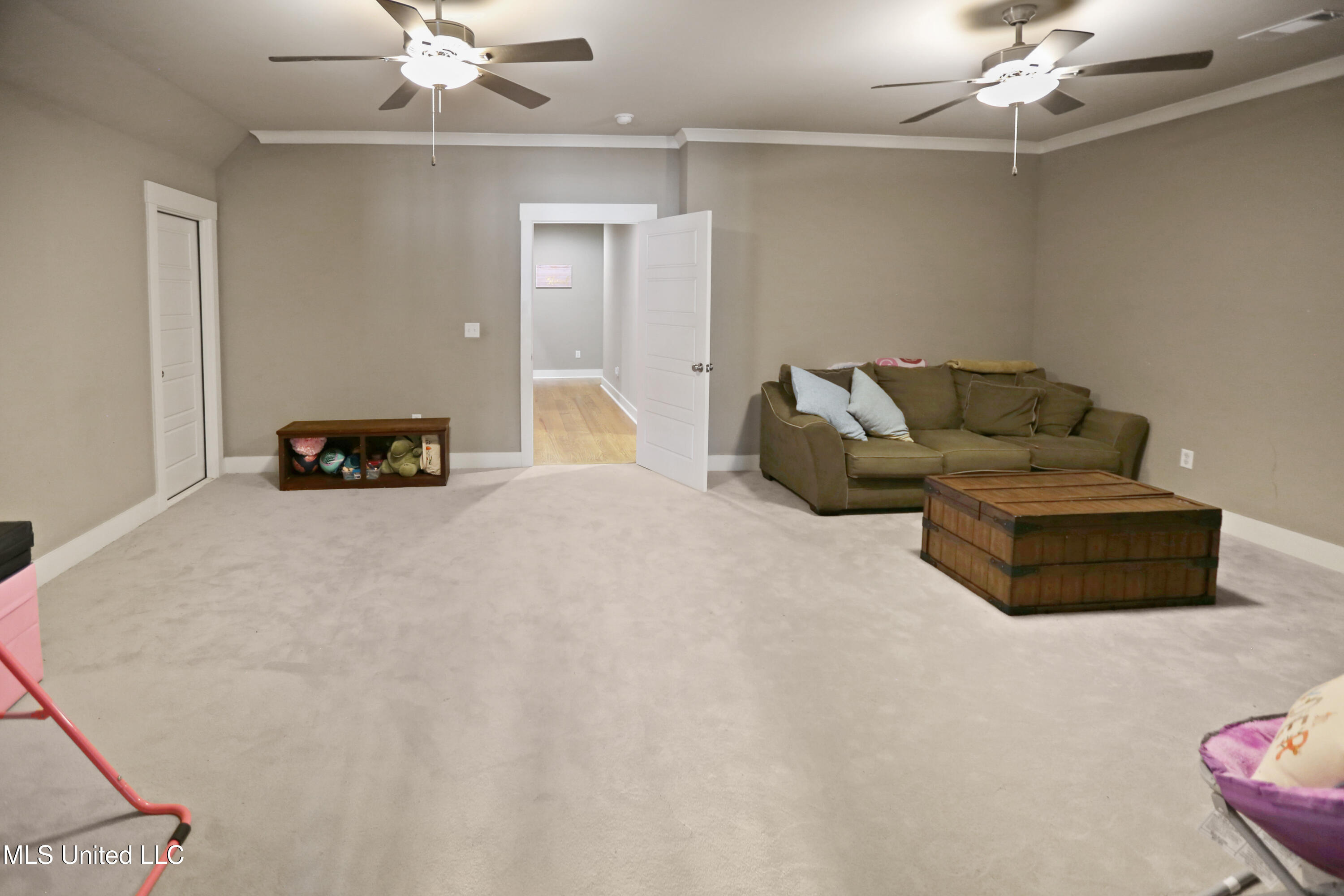 461 Viewpointe Way