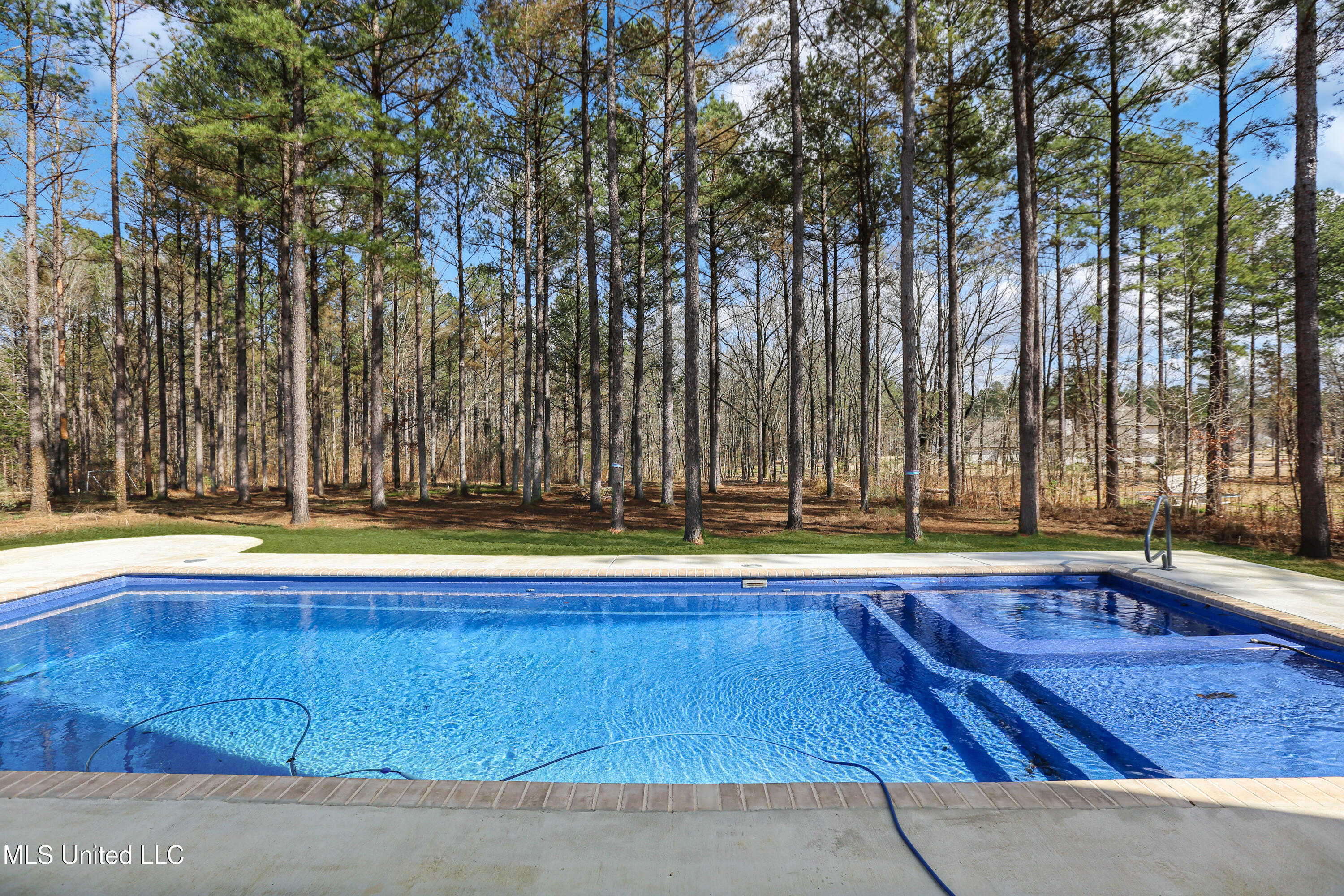461 Viewpointe Way