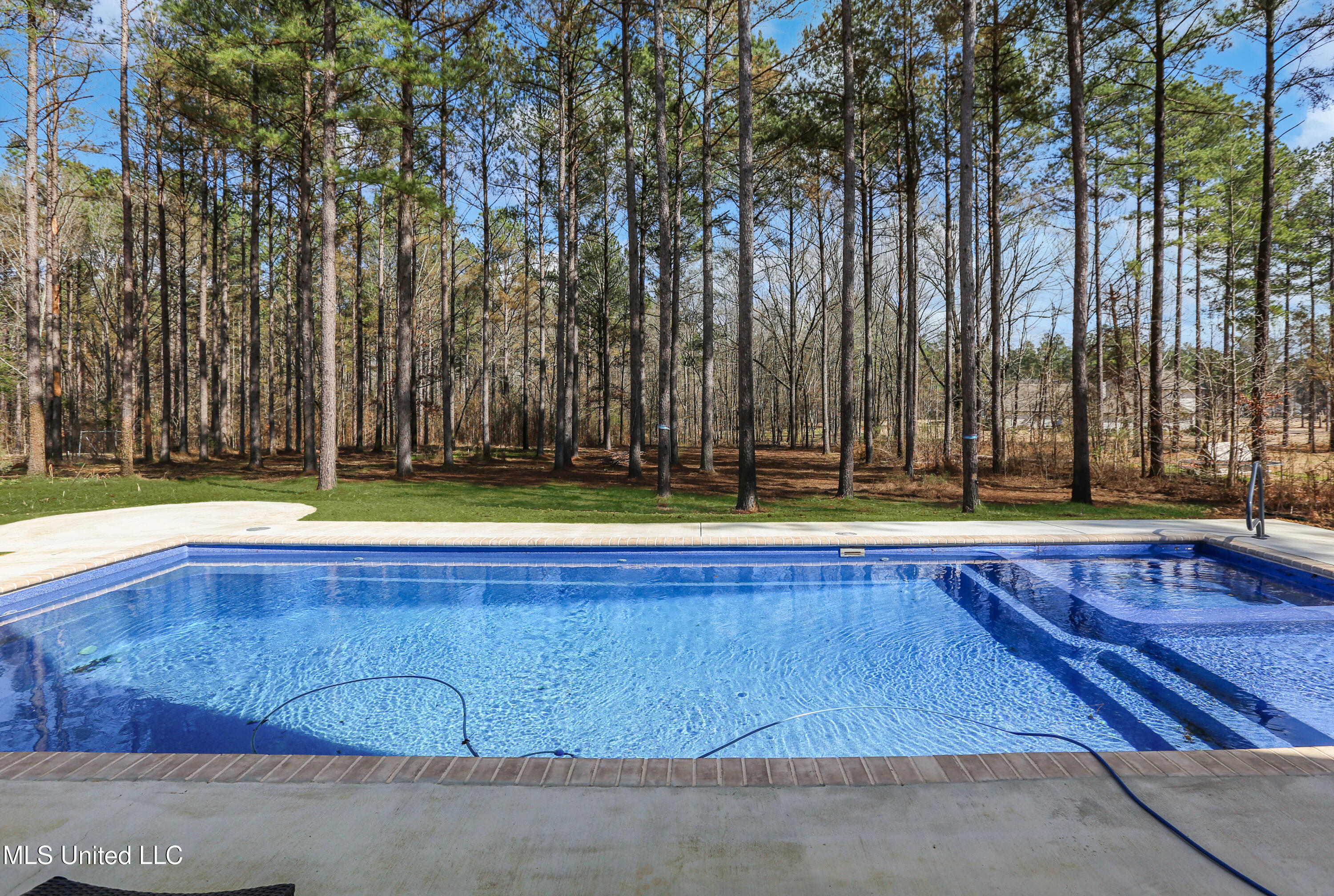 461 Viewpointe Way