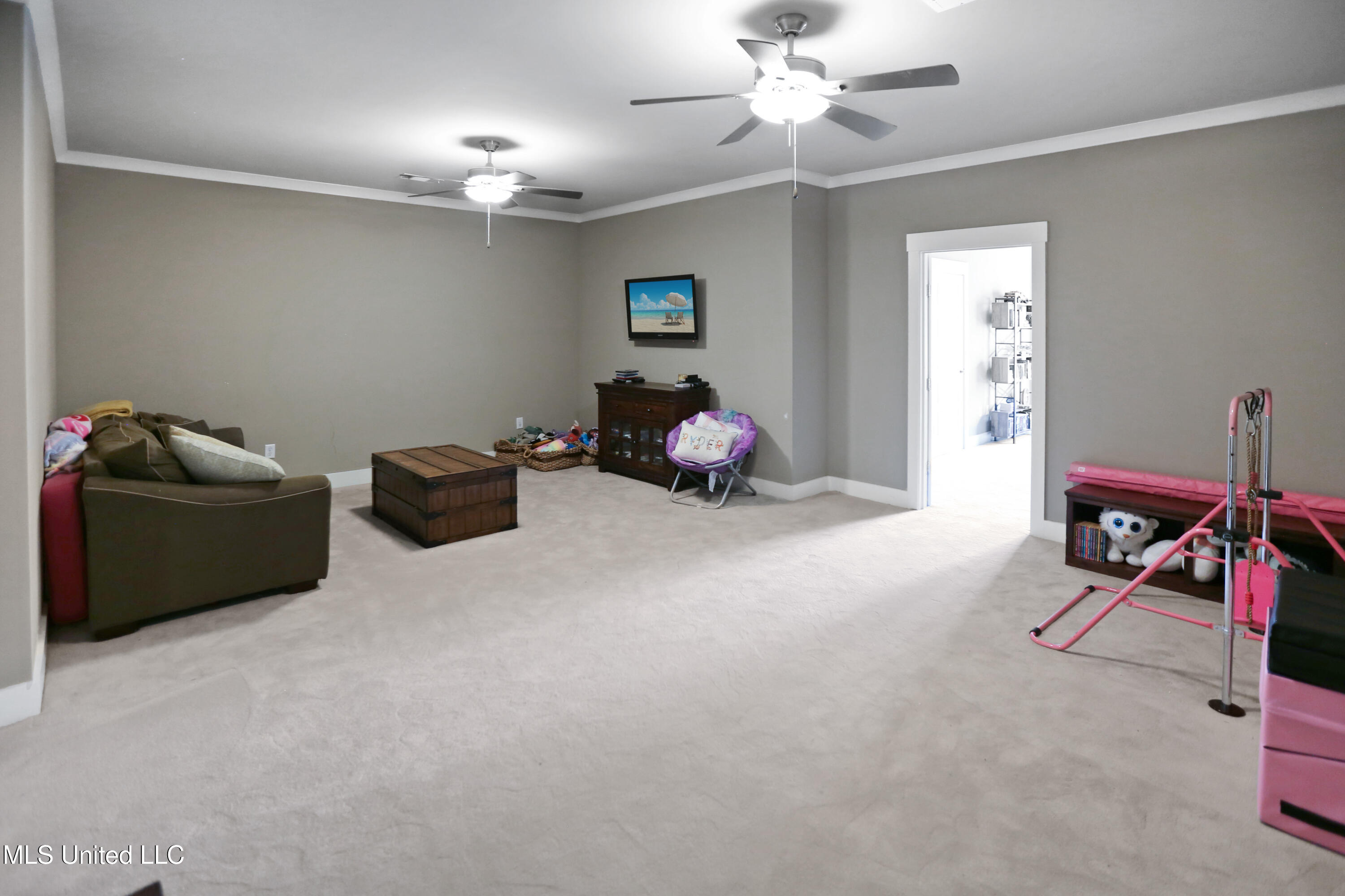 461 Viewpointe Way