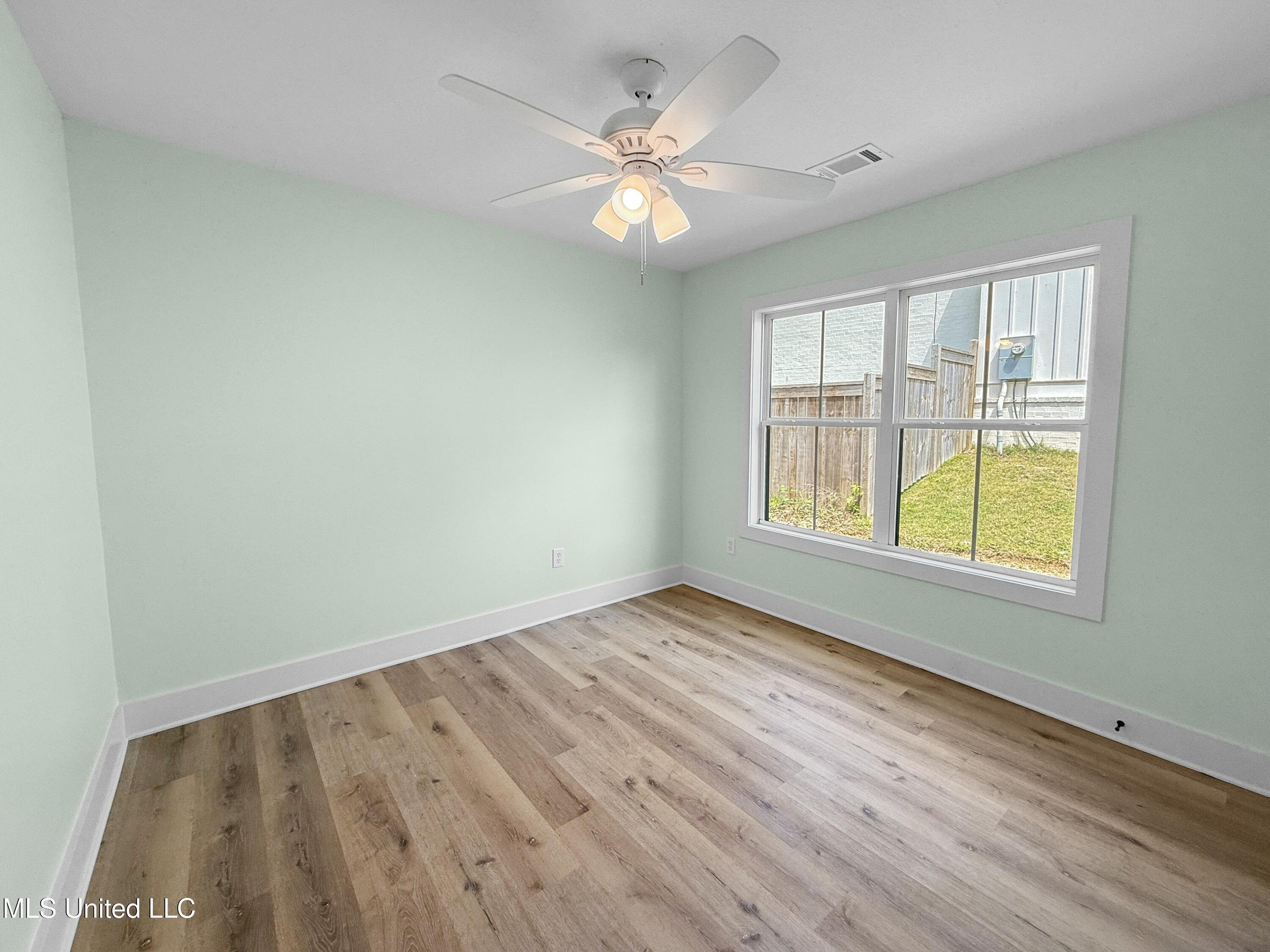 130 Lakeshore Drive