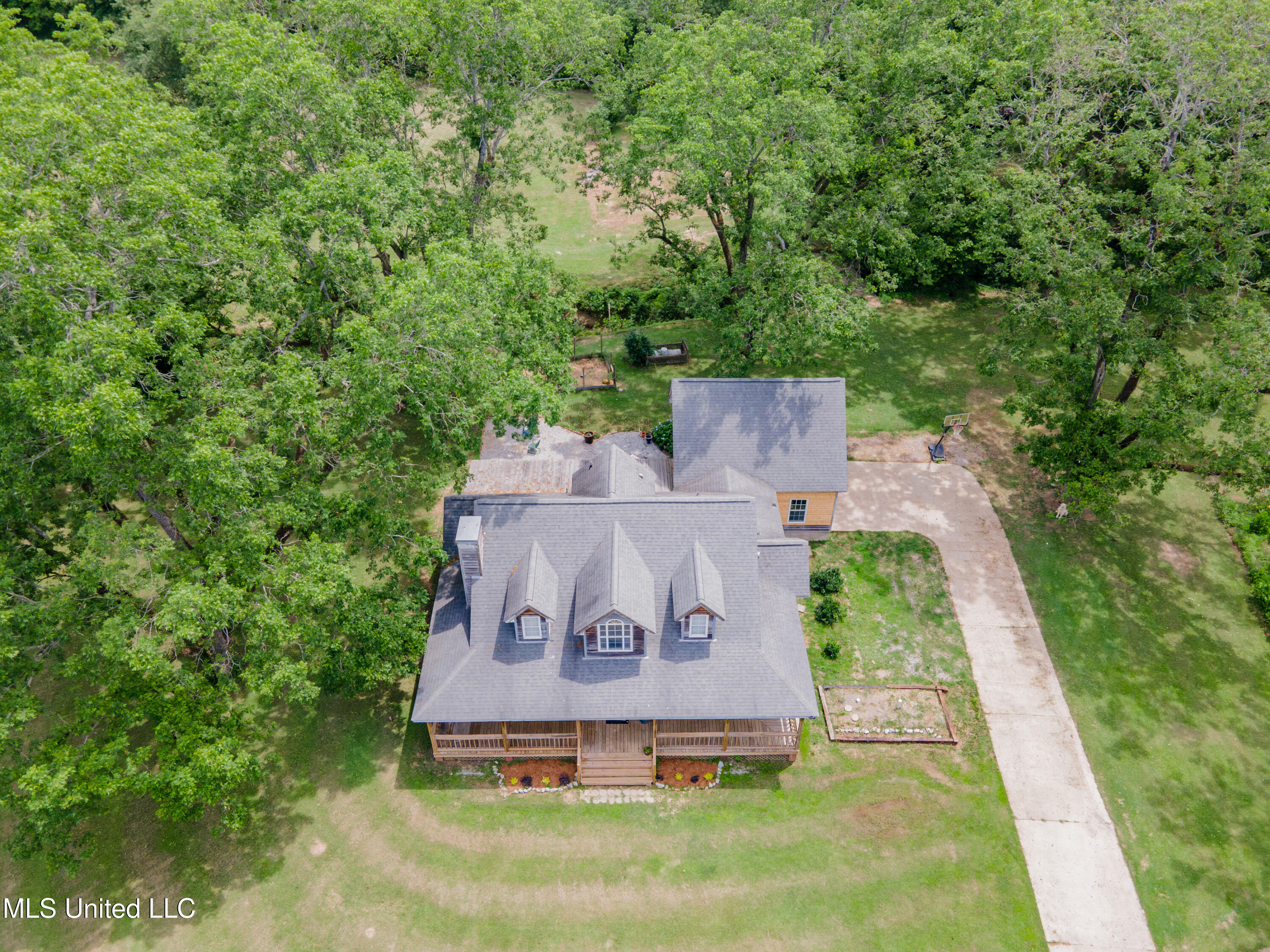 1269 Pecan Orchard Drive