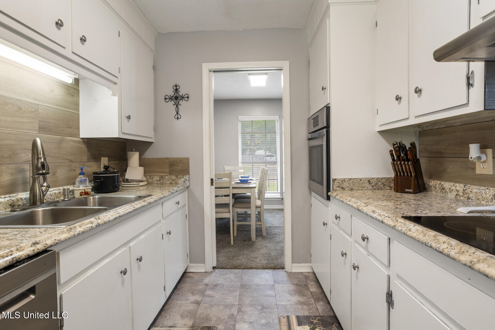 1224 Cliffdale Drive