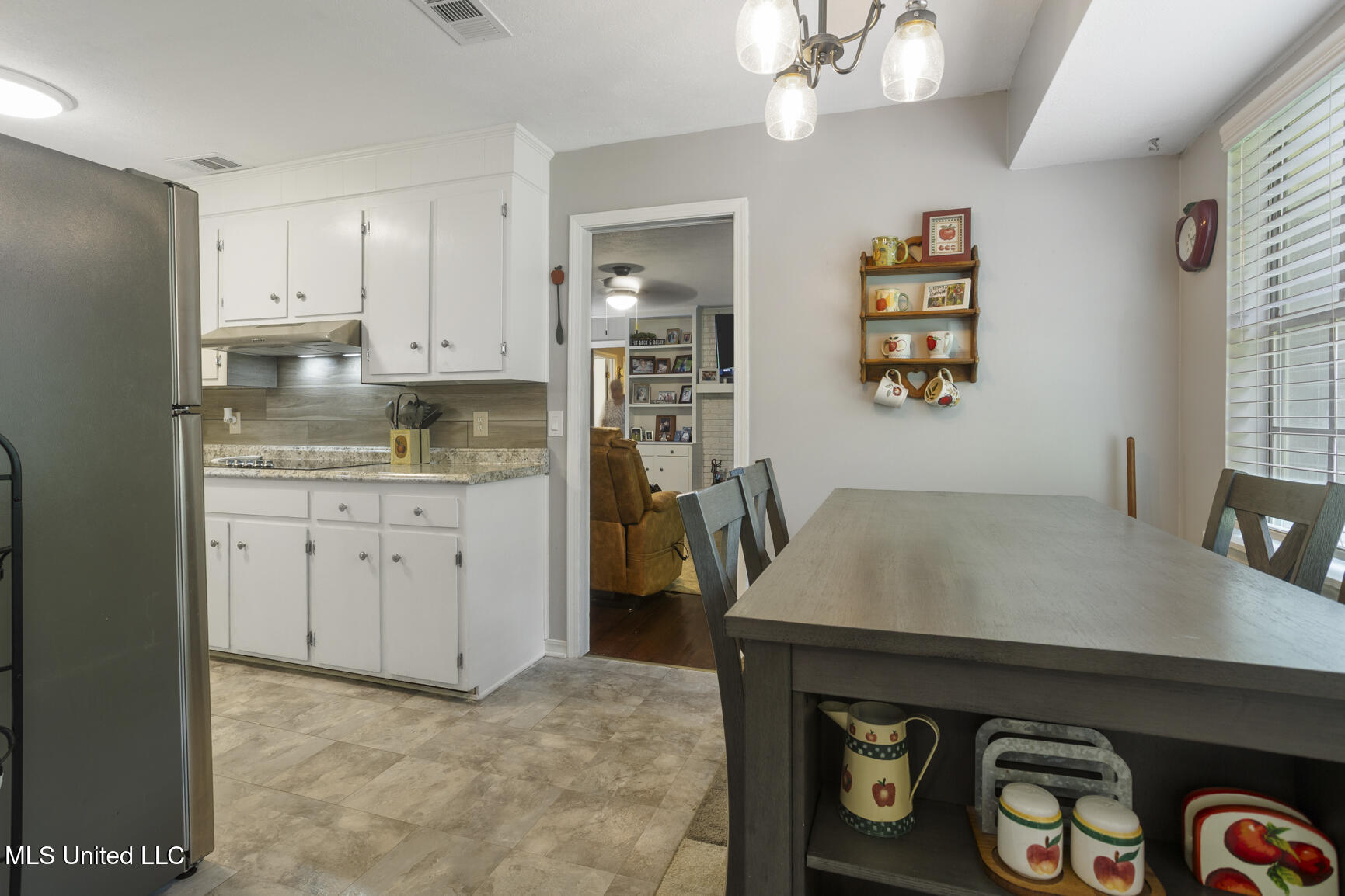 1224 Cliffdale Drive