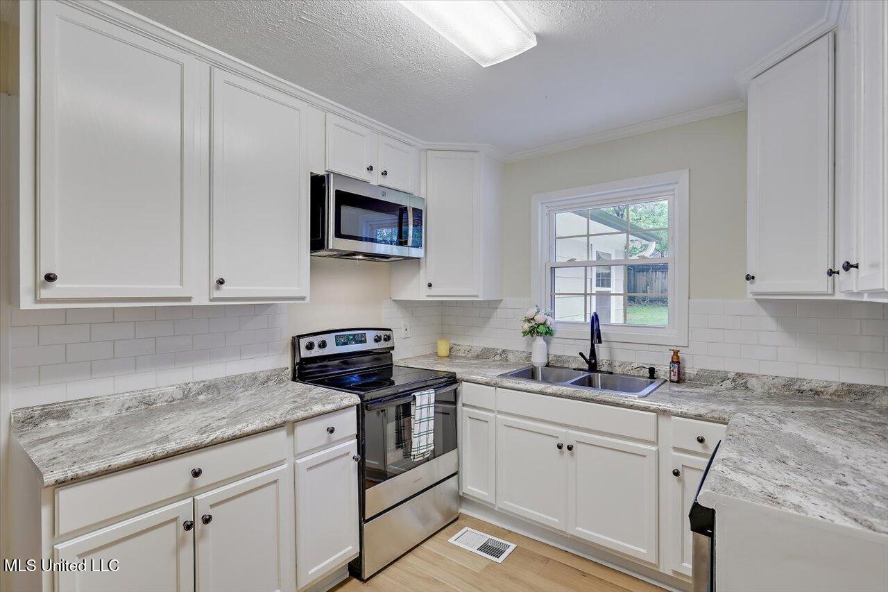 105 Mcree Drive
