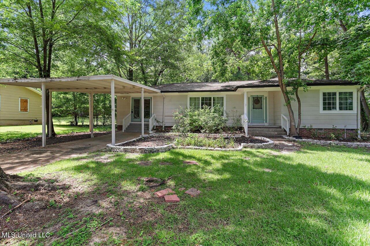 105 Mcree Drive