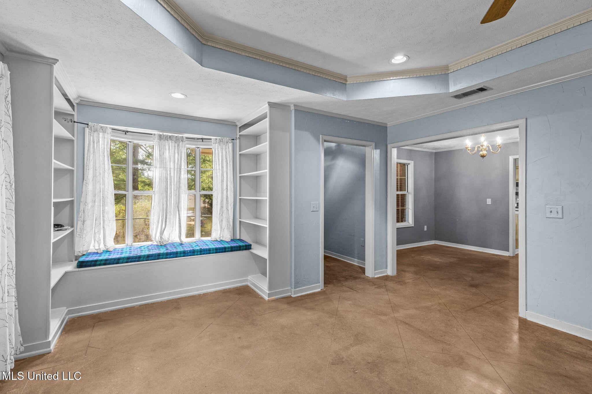 103 Burnt Leaf Way, Clinton