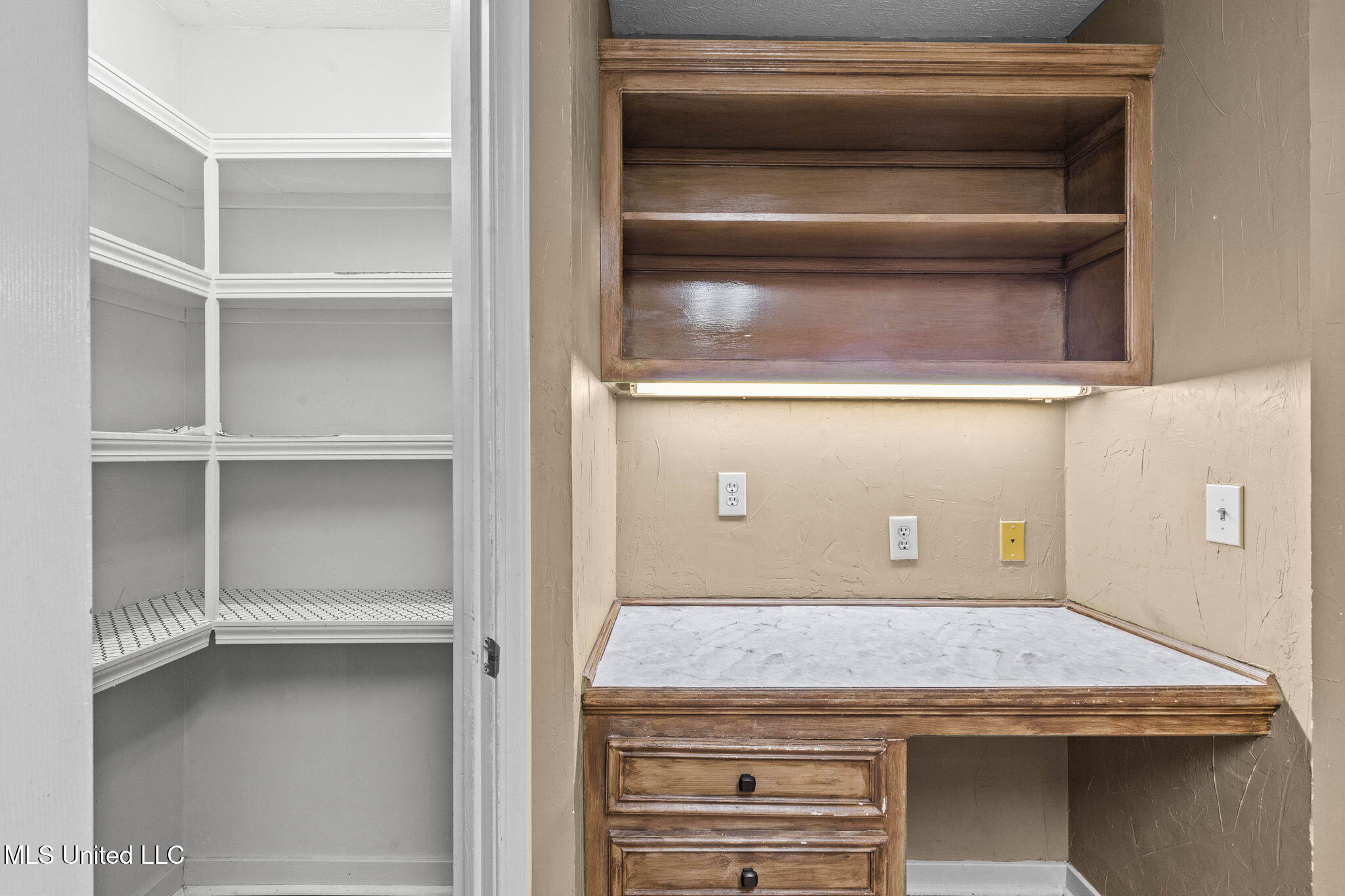 103 Burnt Leaf Way, Clinton