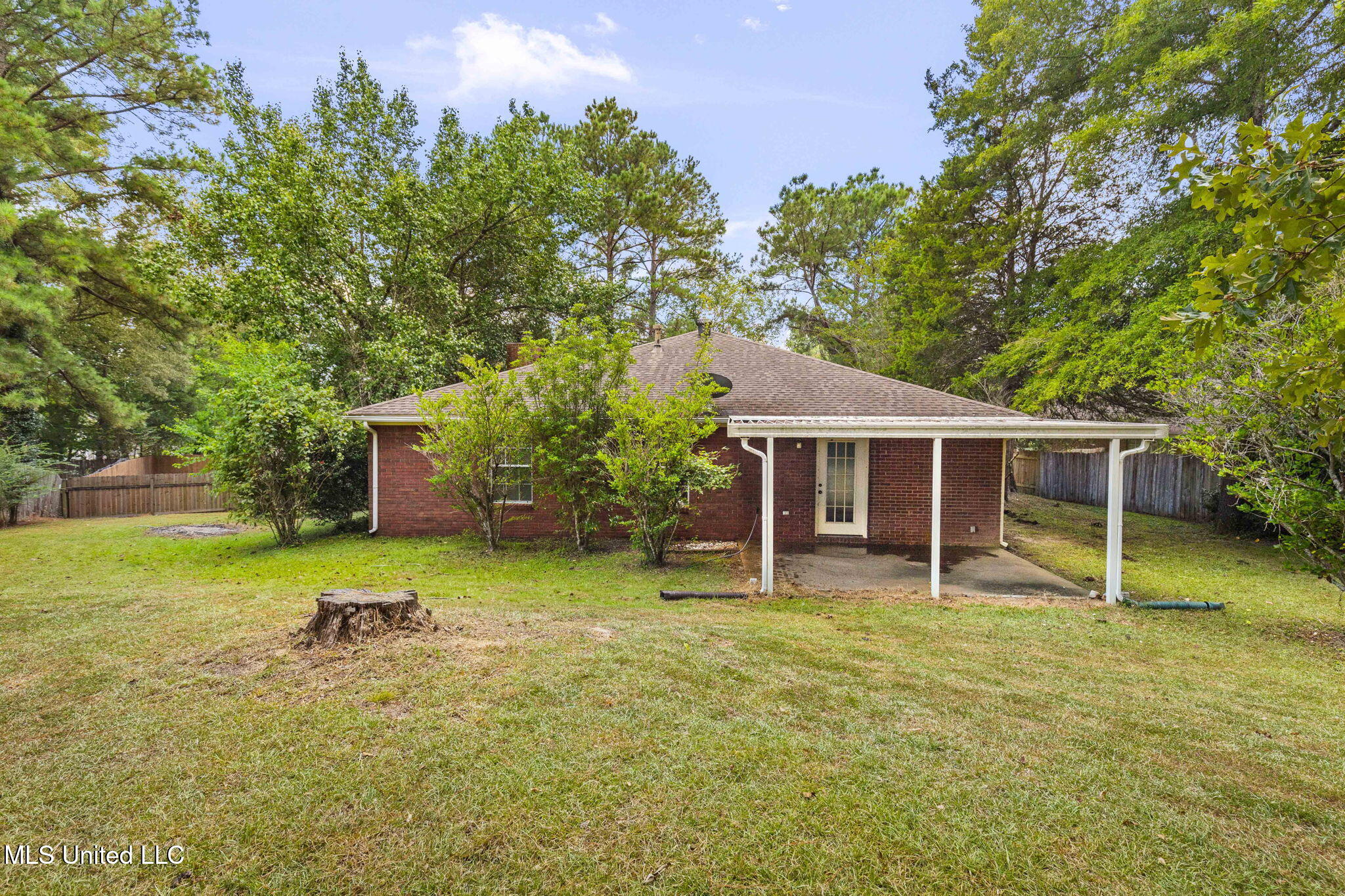 103 Burnt Leaf Way, Clinton