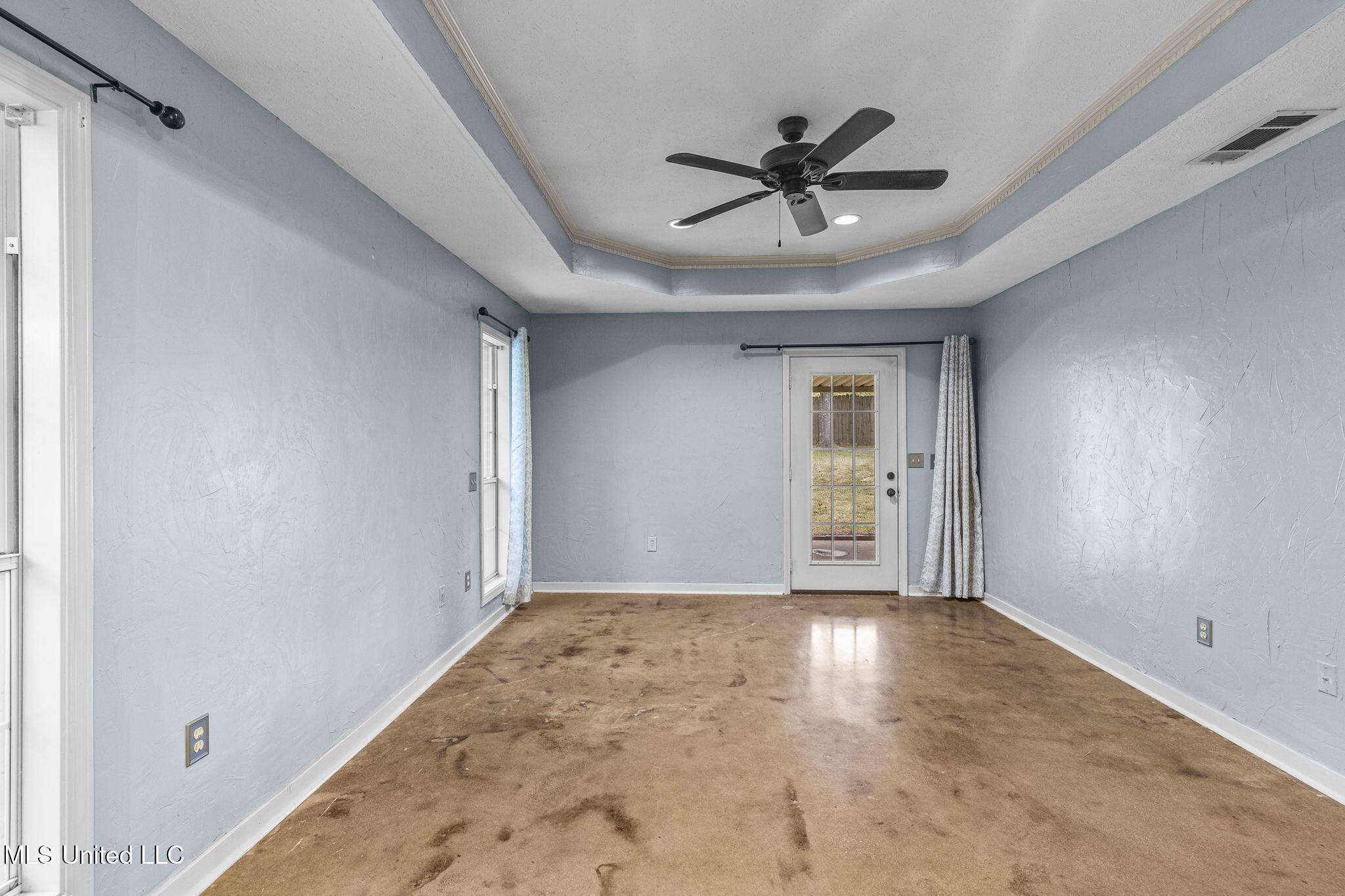 103 Burnt Leaf Way, Clinton