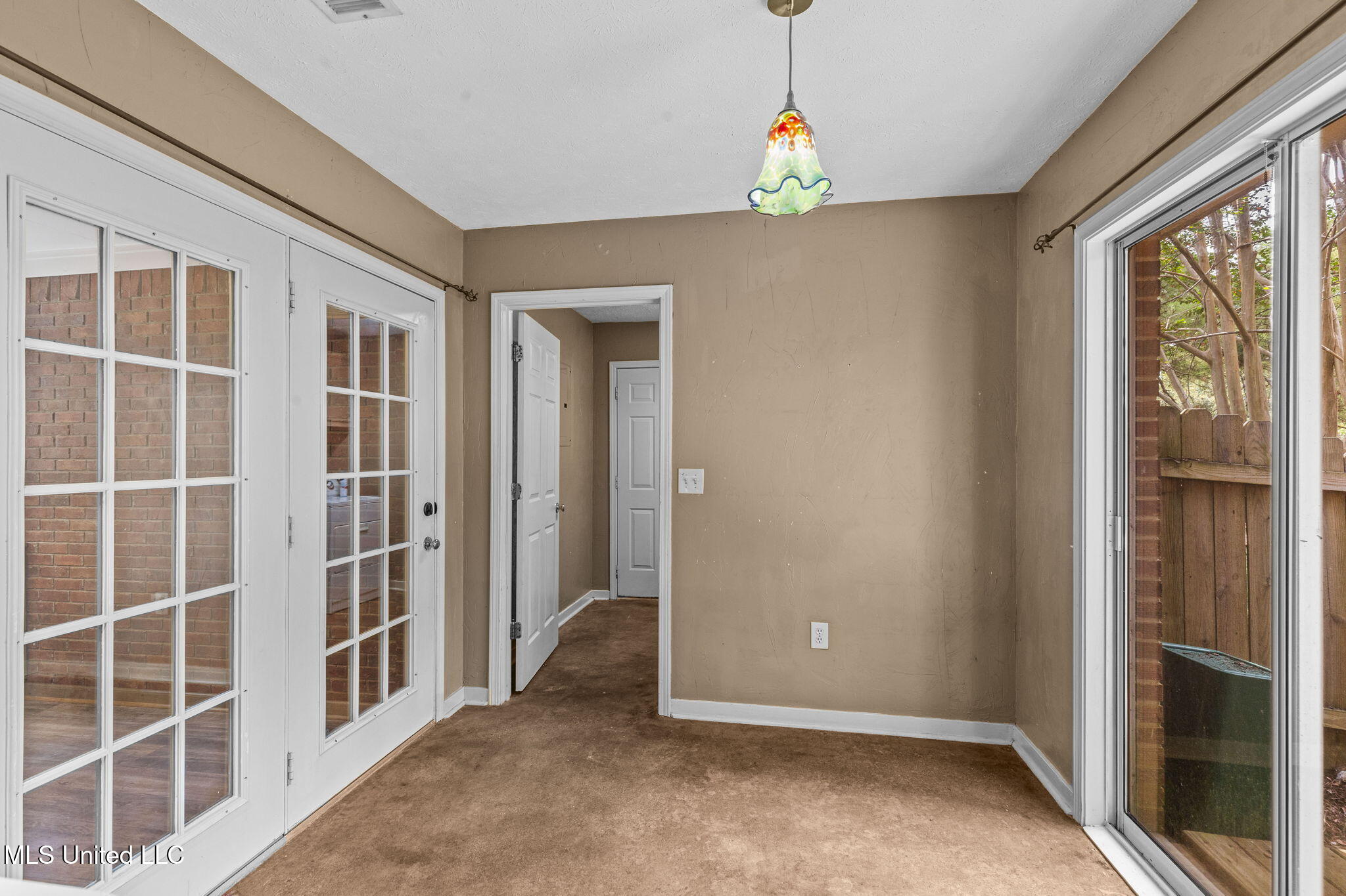 103 Burnt Leaf Way, Clinton