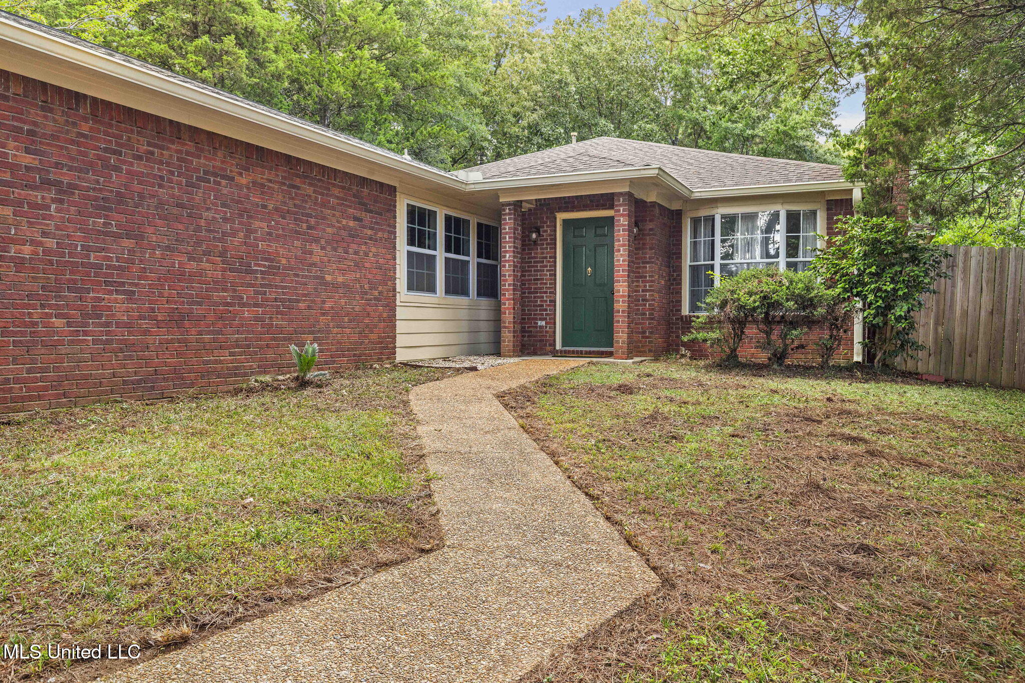 103 Burnt Leaf Way, Clinton