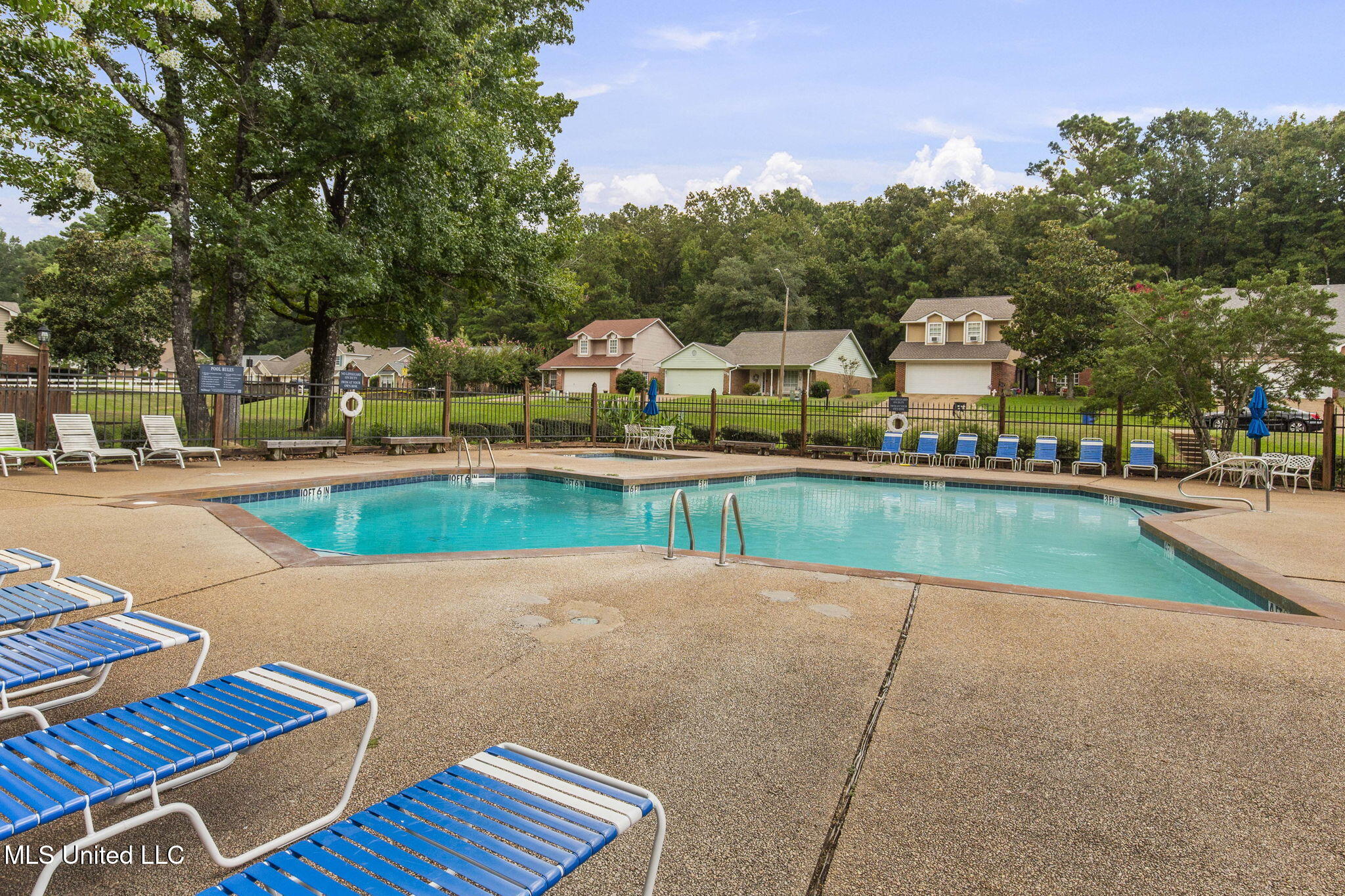 103 Burnt Leaf Way, Clinton